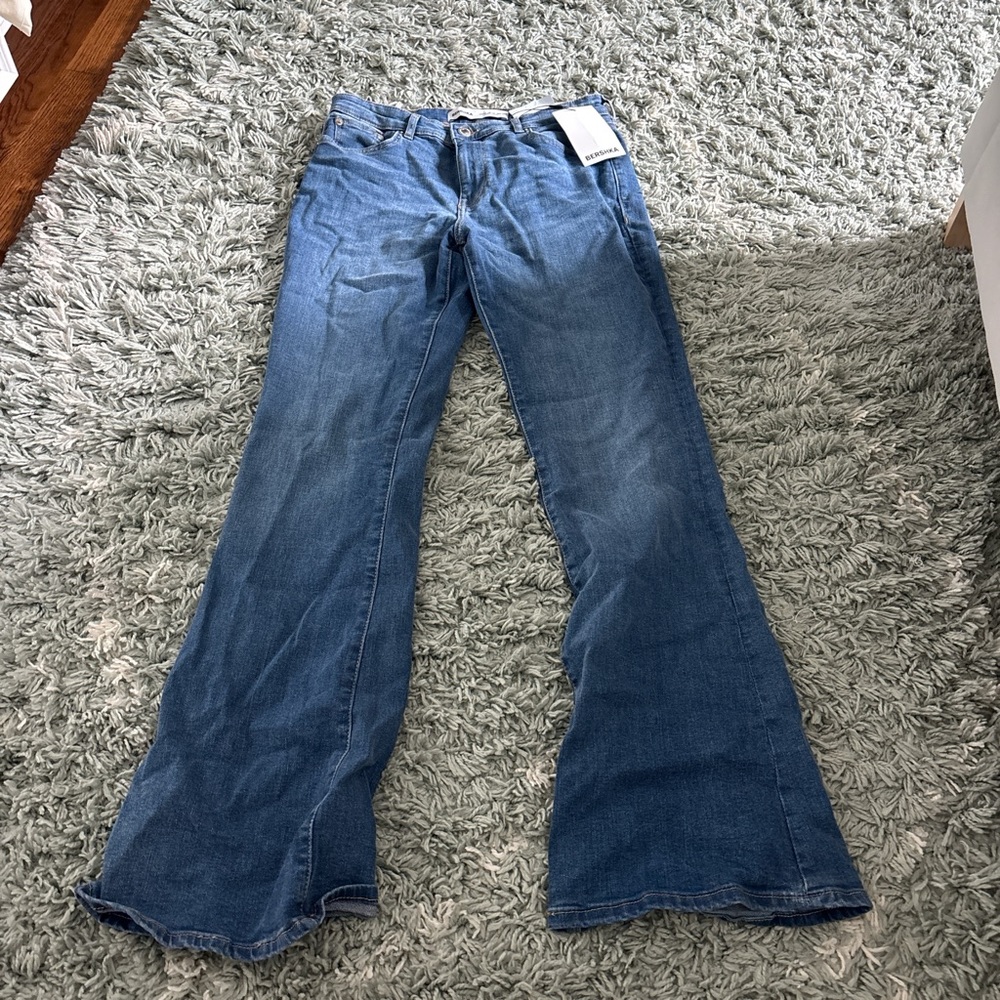 Bershka Flare Jeans in Denim Blue